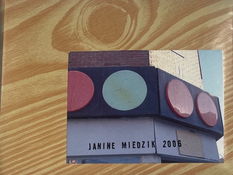 Janine Miedzik: Booklet